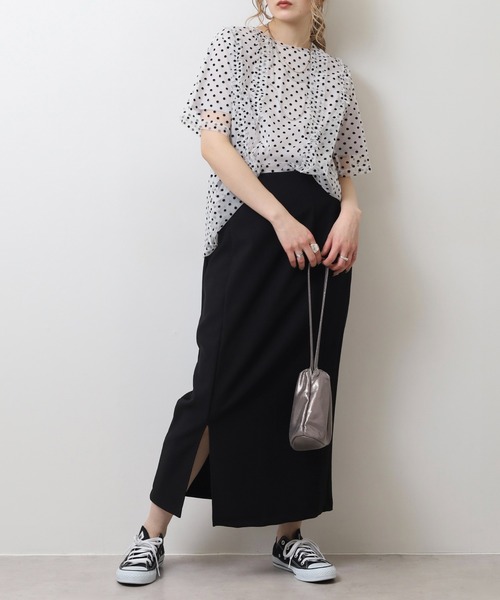 Anna Nicola(アンナニコラ)の「Anna Nicola ドットチュールフリルトップス 半袖カットソー(Tシャツ/カットソー・レディース・ブラック/ライトグレー/ベージュ・38)」の11枚目の写真