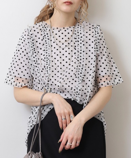 Anna Nicola(アンナニコラ)の「Anna Nicola ドットチュールフリルトップス 半袖カットソー(Tシャツ/カットソー・レディース・ブラック/ライトグレー/ベージュ・38)」の10枚目の写真