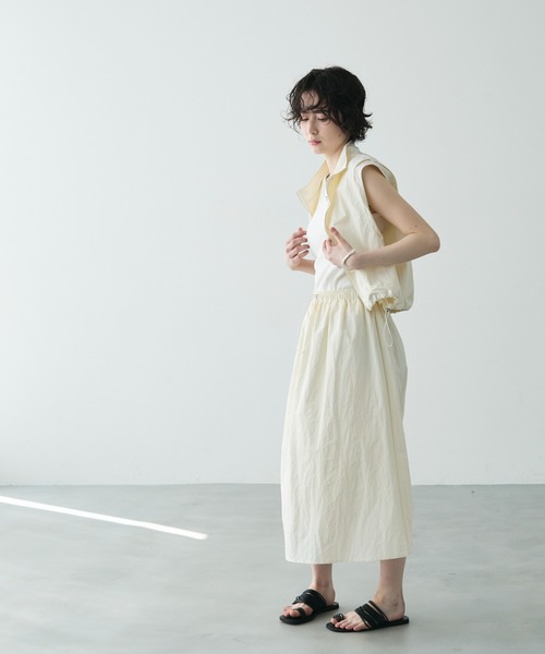 JUN&ROPEノースリーブシャツ スカートセットアップ　サンバイザー付き ナイロンノースリジップ×スカートセットアップ（その他）｜Trish