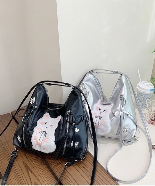 gossip!ロサンゼルス(ゴシップロサンゼルス)の「Y2K風 ネコ刺繍 リボン ショルダーバッグ 3WAY(ショルダーバッグ・レディース・シルバー/ブラック・FREE)」の19枚目の写真