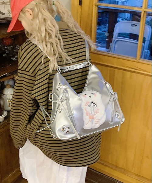 gossip!ロサンゼルス(ゴシップロサンゼルス)の「Y2K風 ネコ刺繍 リボン ショルダーバッグ 3WAY(ショルダーバッグ・レディース・シルバー/ブラック・FREE)」の7枚目の写真