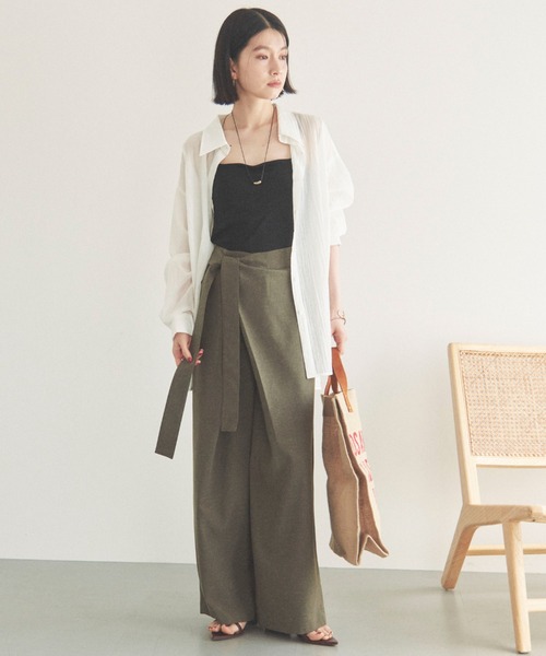 Doux archives（ドゥアルシーヴ）の「カップ付きキャミソール（キャミソール・レディース・キャメル/ブラック/オフホワイト・FREE）」の12枚目の写真