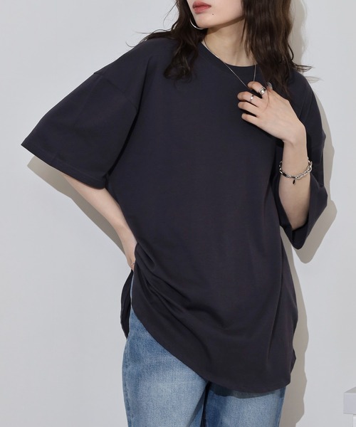 FUNALIVE(ファンアライブ)の「Round hem oversized T-shirt / ラウンドヘム オーバーTシャツ unisex(Tシャツ/カットソー・メンズ・オフホワイト/杢グレー/ダークグリーン/ブラック/ベージュ/チャコール・M/L/XL)」の5枚目の写真