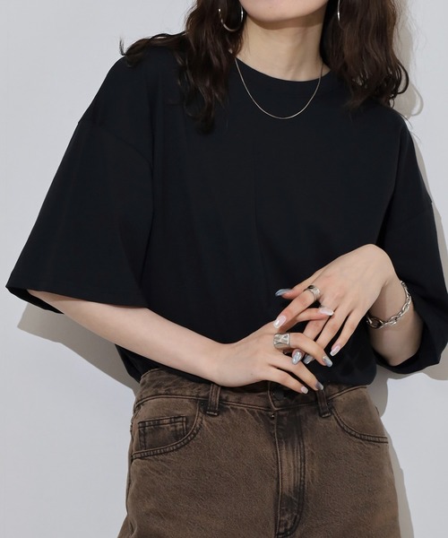 FUNALIVE(ファンアライブ)の「Round hem oversized T-shirt / ラウンドヘム オーバーTシャツ unisex(Tシャツ/カットソー・メンズ・オフホワイト/杢グレー/ダークグリーン/ブラック/ベージュ/チャコール・M/L/XL)」の3枚目の写真