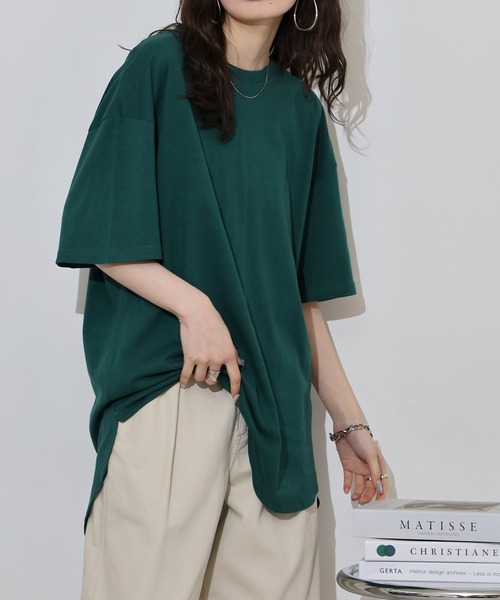 FUNALIVE(ファンアライブ)の「Round hem oversized T-shirt / ラウンドヘム オーバーTシャツ unisex(Tシャツ/カットソー・メンズ・オフホワイト/杢グレー/ダークグリーン/ブラック/ベージュ/チャコール・M/L/XL)」の6枚目の写真