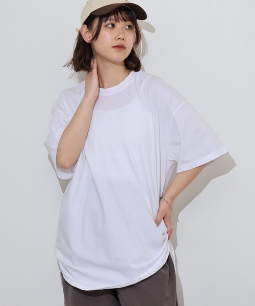 FUNALIVE(ファンアライブ)の「Round hem oversized T-shirt / ラウンドヘム オーバーTシャツ unisex(Tシャツ/カットソー・メンズ・オフホワイト/杢グレー/ダークグリーン/ブラック/ベージュ/チャコール・M/L/XL)」の9枚目の写真