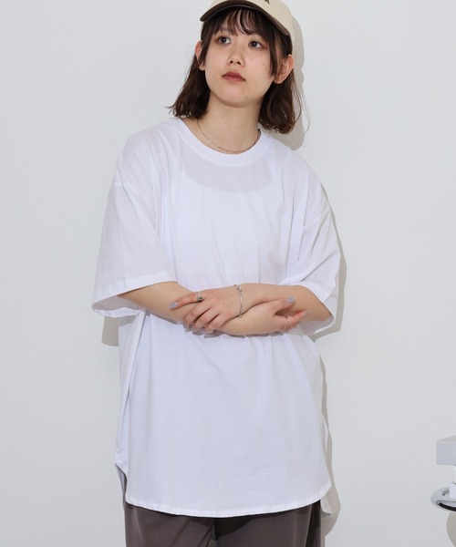 FUNALIVE(ファンアライブ)の「Round hem oversized T-shirt / ラウンドヘム オーバーTシャツ unisex(Tシャツ/カットソー・メンズ・オフホワイト/杢グレー/ダークグリーン/ブラック/ベージュ/チャコール・M/L/XL)」の7枚目の写真