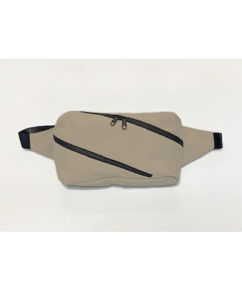 MAISON mou(メゾンムー)の「【SiiLo/シーロ】CRUMPLE スパイラルウェストバッグ(ショルダーバッグ・レディース・ベージュ/パープル/ブラック/ダークグレー・FREE)」の15枚目の写真