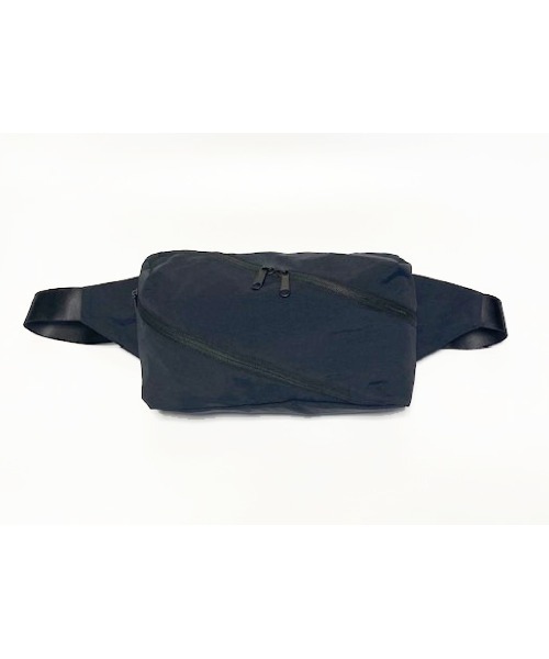 MAISON mou(メゾンムー)の「【SiiLo/シーロ】CRUMPLE スパイラルウェストバッグ(ショルダーバッグ・レディース・ベージュ/パープル/ブラック/ダークグレー・FREE)」の16枚目の写真