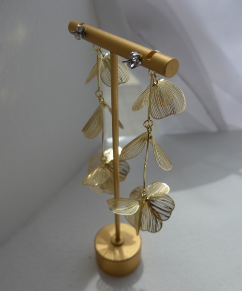 Dorry Doll(ドリードール)の「すかしメタルフラワーロングピアス(ピアス(両耳用)・レディース・ゴールド/シルバー・FREE)」の13枚目の写真