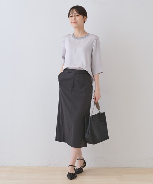 INDIVI（インディヴィ）の「【洗える／5分袖】シルク風素材オフィスブラウス（シャツ/ブラウス・レディース・ネイビー系5/ライトブルー/ピンク系1/ネイビー/ライトグレー/ホワイト/ブルー系5・38/34/15 /13/05）」の17枚目の写真