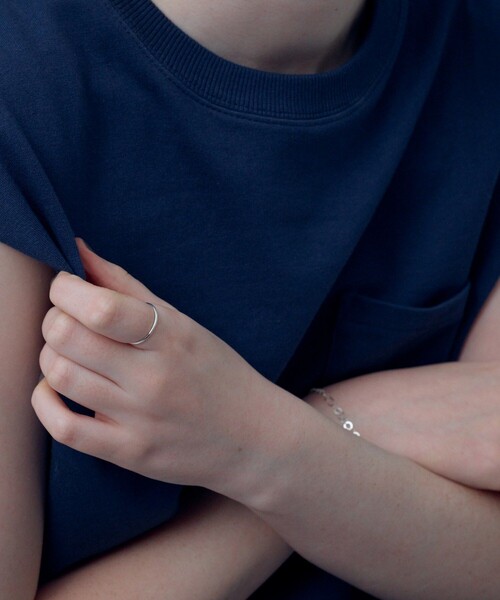 and cloud（アンドクラウド）の「Ink Skinny Ring（リング・レディース・ブラック/シルバー/ブルー・#1/#7/#5/#03/#15/#13/#11/#9）」の8枚目の写真