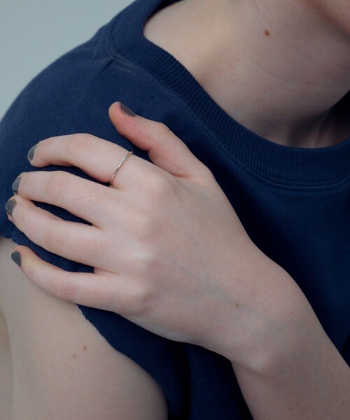and cloud（アンドクラウド）の「Ink Skinny Ring（リング・レディース・ブラック/シルバー/ブルー・#1/#7/#5/#03/#15/#13/#11/#9）」の9枚目の写真