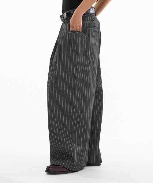 ASSORT CROSS TUCK BAGGY PANTS / アソートクロスタックバギー