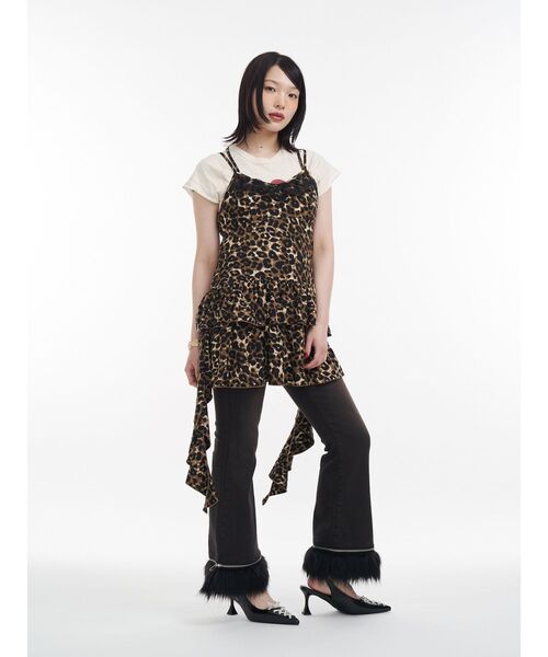 jouetie（ジュエティ）の「ファードッキングフィットフレアデニム（デニムパンツ・レディース・ブラック/ブルー・SMALL/MEDIUM）」の19枚目の写真