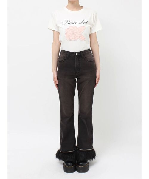 jouetie（ジュエティ）の「ファードッキングフィットフレアデニム（デニムパンツ・レディース・ブラック/ブルー・SMALL/MEDIUM）」の11枚目の写真