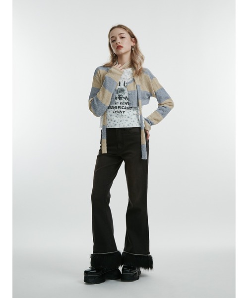 jouetie（ジュエティ）の「ファードッキングフィットフレアデニム（デニムパンツ・レディース・ブラック/ブルー・SMALL/MEDIUM）」の3枚目の写真