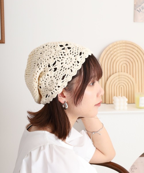 【抜け感にアイコニックな一滴を】CHANEキャップ セール】RUCCHE フラワークロシェ編みワッチキャップ(ニット