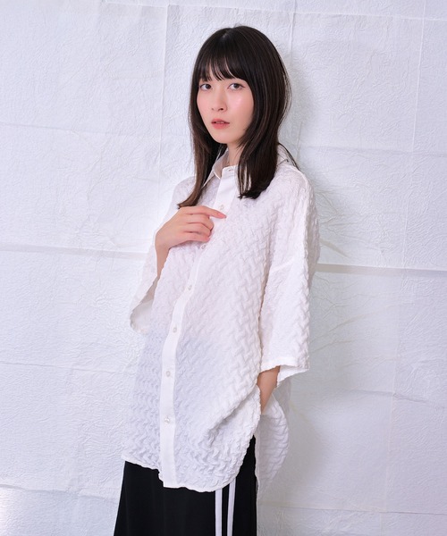 Nora Lily（ノラリリー）の「【Nora Lily】Emboss Wide S/S Shirt(UNISEX)（シャツ/ブラウス・メンズ・ホワイト/ブラック/ライトグリーン・FREE）」の5枚目の写真