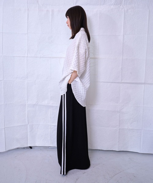 Nora Lily（ノラリリー）の「【Nora Lily】Emboss Wide S/S Shirt(UNISEX)（シャツ/ブラウス・メンズ・ホワイト/ブラック/ライトグリーン・FREE）」の8枚目の写真