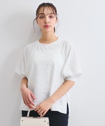 QUEENS COURT（クイーンズコート）の「フラワーカットジャガードトップス≪手洗い可能≫（Tシャツ/カットソー）」