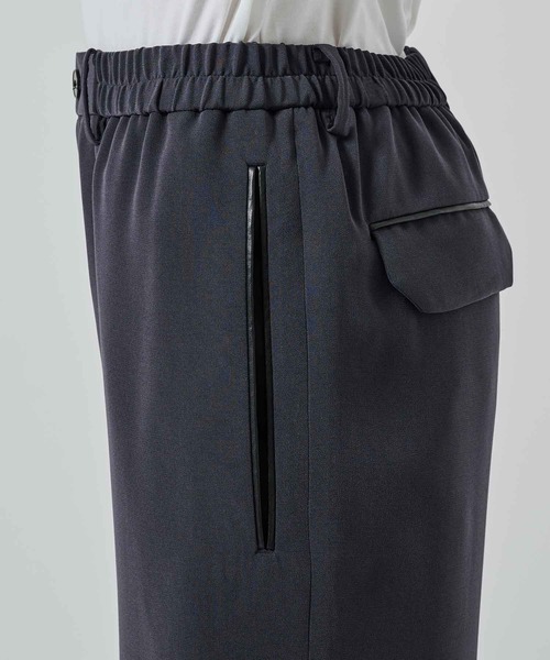 STUDIOUS（ステュディオス）の「【STUDIOUS】ESSENTIAL RELAX PANTS（その他パンツ・メンズ・ダークグレー/ブラック・1/2）」の18枚目の写真