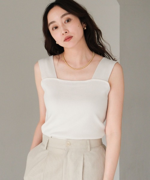 Elura（エルーラ）の「総針スクエアニット/495595（ニット/セーター・レディース・ブラック/ブラウン/ホワイト・FREE）」の2枚目の写真