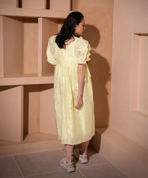 ANDRESD バブルスリーブギャザードドレス DONOBAN ドレス 「ANDRESD」bubble sleeve jacquard dress