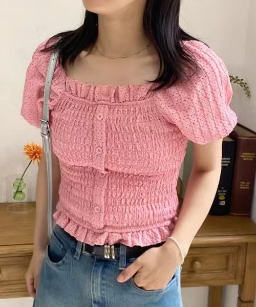 mebole(メボレ)の「パフスリーブフリルショートトップス(Tシャツ/カットソー・レディース・ピンク/ブラック/ホワイト・FREE)」の2枚目の写真