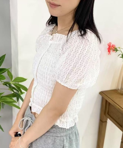 mebole(メボレ)の「パフスリーブフリルショートトップス(Tシャツ/カットソー・レディース・ピンク/ブラック/ホワイト・FREE)」の11枚目の写真