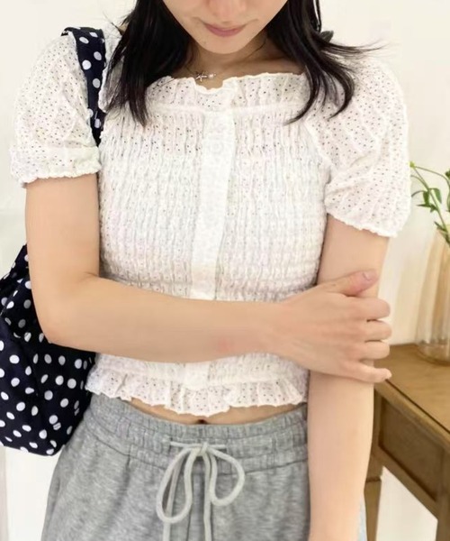 mebole(メボレ)の「パフスリーブフリルショートトップス(Tシャツ/カットソー・レディース・ピンク/ブラック/ホワイト・FREE)」の16枚目の写真