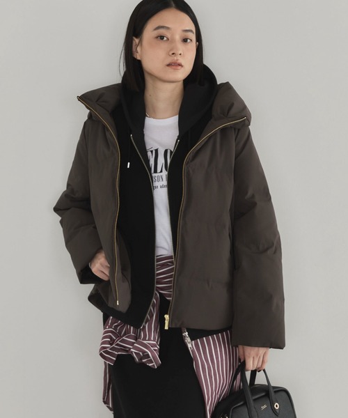 Doux archives（ドゥアルシーヴ）の「【名品・毎年完売】欲しいのお声から！少し大きめサイズ登場！　シームレスボリュームカラーダウン（ダウンジャケット/コート・レディース・チャコールグレー/ブラック/アイボリー/ブラウン・SMALL/MEDIUM）」の19枚目の写真