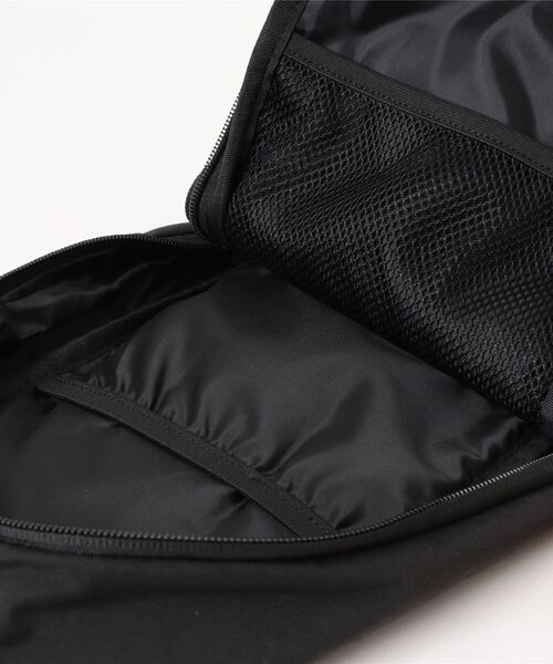 MLB（メジャーリーグベースボール）の「MLB CORDURA ワンポイントロゴボディバッグ1【ヤンキース/ドジャース】（ボディバッグ/ウエストポーチ・レディース・グリーン系その他/ブラック系その他/ブラック/カーキ・FREE）」の7枚目の写真