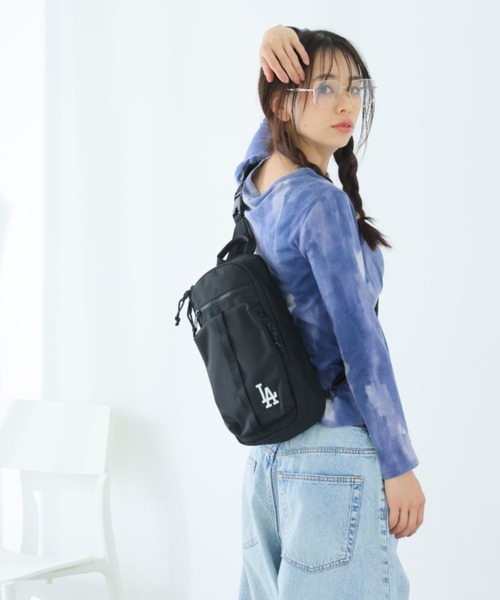 MLB（メジャーリーグベースボール）の「MLB CORDURA ワンポイントロゴボディバッグ1【ヤンキース/ドジャース】（ボディバッグ/ウエストポーチ・レディース・グリーン系その他/ブラック系その他/ブラック/カーキ・FREE）」の9枚目の写真