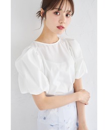 袖パール付きスモッキングブラウス