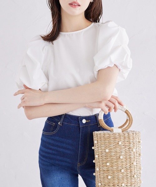 トッコクローゼット tocco closet 袖パール付きスモッキングブラウス 袖パール付きスモッキングブラウス