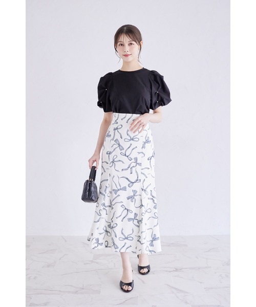 tocco closet（トッコ　クローゼット）の「袖パール付きスモッキングブラウス（シャツ/ブラウス・レディース・オフホワイト/ラベンダー/ブラック/バーガンディー・M）」の16枚目の写真