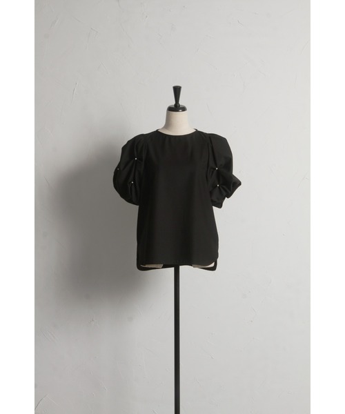 tocco closet（トッコ　クローゼット）の「袖パール付きスモッキングブラウス（シャツ/ブラウス・レディース・オフホワイト/ラベンダー/ブラック/バーガンディー・M）」の18枚目の写真