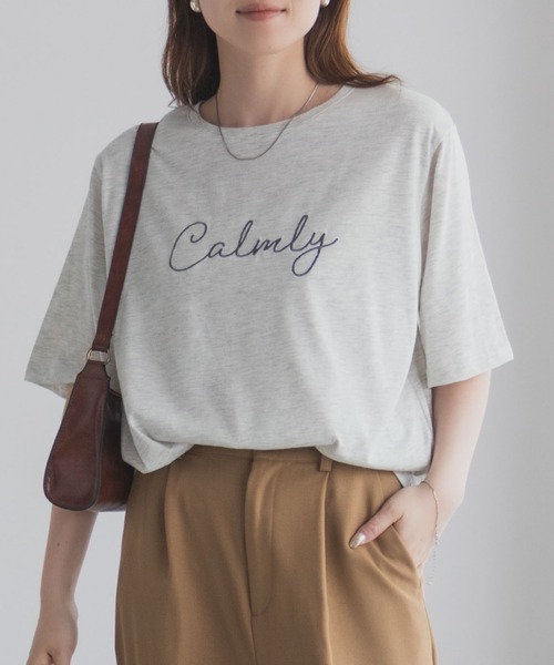 Mac-House(マックハウス)の「T-GRAPHICS メッセージ刺繍Tシャツ(Tシャツ/カットソー・レディース・カーキ/チャコールグレー/ホワイト・M/L)」の5枚目の写真
