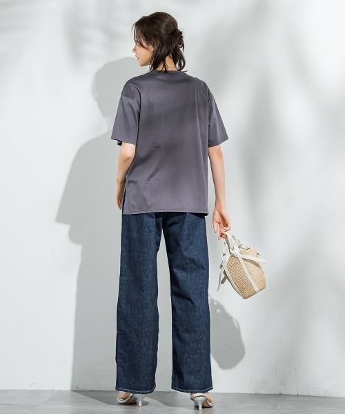 LAUTREAMONT(ロートレアモン)の「スムースストレッチカットソー≪洗濯機で洗える≫(Tシャツ/カットソー・レディース・チャコールグレー/ホワイト・9号)」の5枚目の写真