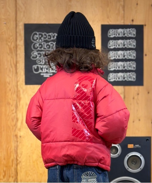 GROOVY COLORS（グルービーカラーズ）の「GRVY Padding Jacket（ダウンジャケット/コート・キッズ・ブラック/レッド・145/135）」の9枚目の写真