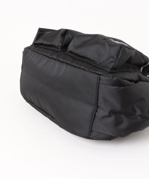 Dickies(ディッキーズ)の「【Dickies】DK PADDED MP SHOULDERBAG/ ディッキーズ マルチポケット シャイニー ショルダーバッグ(ショルダーバッグ・メンズ・ブラック/アイボリー/カーキ/チャコールグレー・FREE)」の11枚目の写真