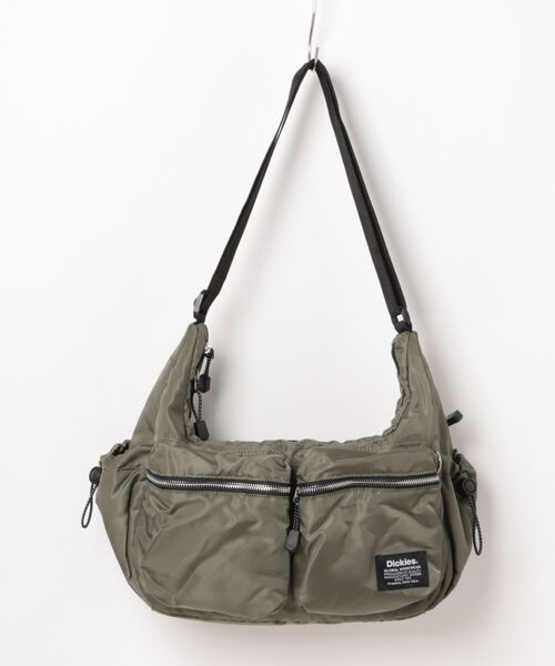 Dickies(ディッキーズ)の「【Dickies】DK PADDED MP SHOULDERBAG/ ディッキーズ マルチポケット シャイニー ショルダーバッグ(ショルダーバッグ・メンズ・ブラック/アイボリー/カーキ/チャコールグレー・FREE)」の20枚目の写真