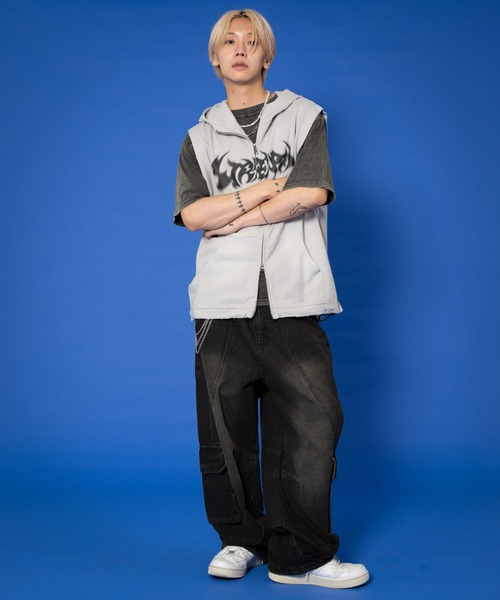 LTR DEPTH（レイターデプス）の「LTR DEPTH/ノースリーブグラフィックZIPパーカー（パーカー・メンズ・グレー/ブラック・LARGE/MEDIUM）」の12枚目の写真