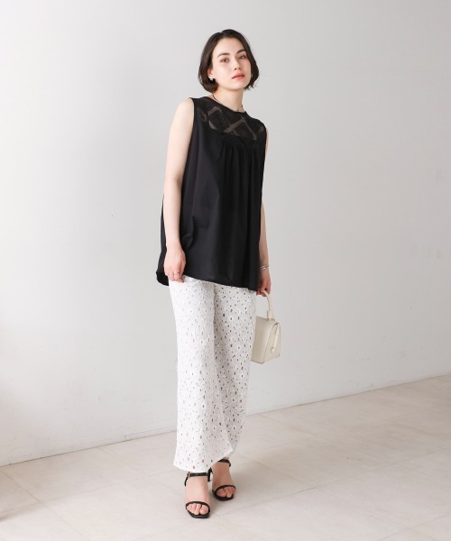 Bou Jeloud（ブージュルード）の「フラワーモチーフワイドパンツ（その他パンツ・レディース・ブラック/オフホワイト・38）」の3枚目の写真