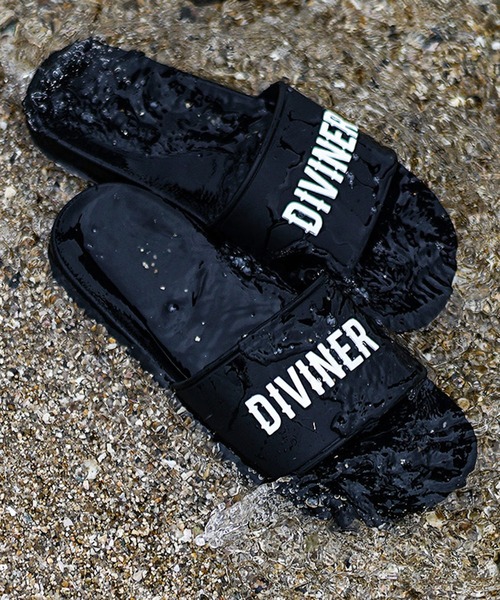 DIVINER(ディヴァイナー)の「【OWNROOTS】 Unevenness Logo Shower Sandal サンダル メンズ シャワーサンダル(スニーカー・メンズ・ブラック・MEDIUM/LARGE)」の1枚目の写真