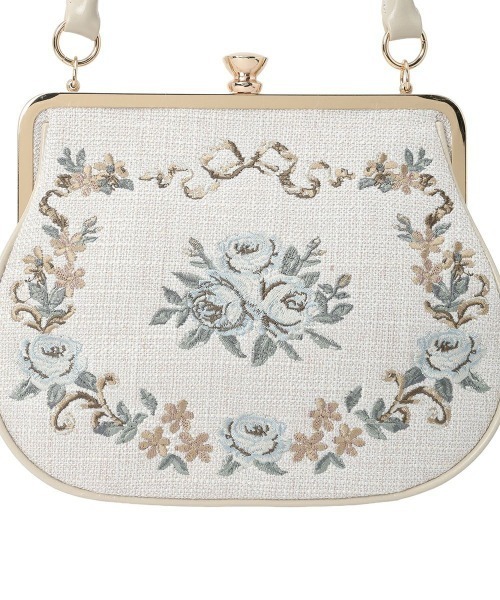 an another angelus（アンアナザーアンジェラス）の「リボンローズ刺繍がま口バッグ（ハンドバッグ・レディース・アイボリー/ライトブルー・FREE）」の19枚目の写真