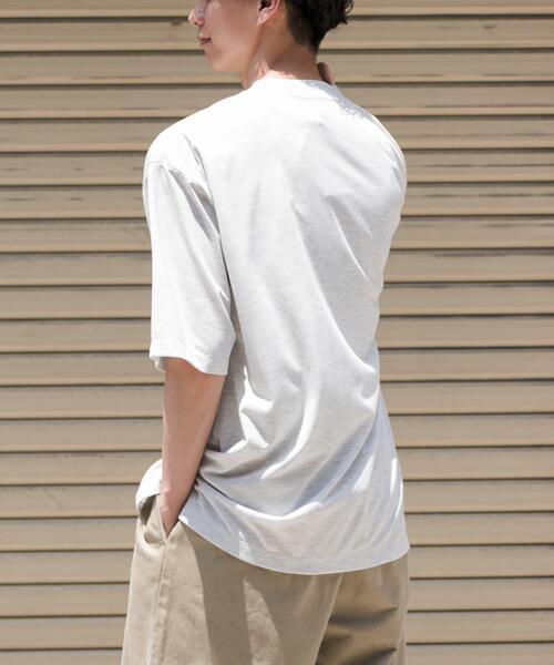 FORK&SPOON（フォークアンドスプーン）の「FORK&SPOON　CAVE SHORT-SLEEVE T-SHIRTS（Tシャツ/カットソー・メンズ・チャコールグレー/グレー系その他/アイボリー・4/5）」の6枚目の写真