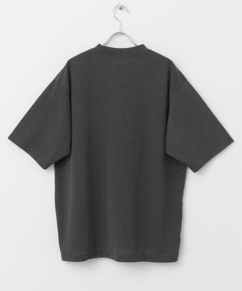 FORK&SPOON（フォークアンドスプーン）の「FORK&SPOON　CAVE SHORT-SLEEVE T-SHIRTS（Tシャツ/カットソー・メンズ・チャコールグレー/グレー系その他/アイボリー・4/5）」の20枚目の写真