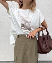 Q | フォトフレンチT(Tシャツ/カットソー)